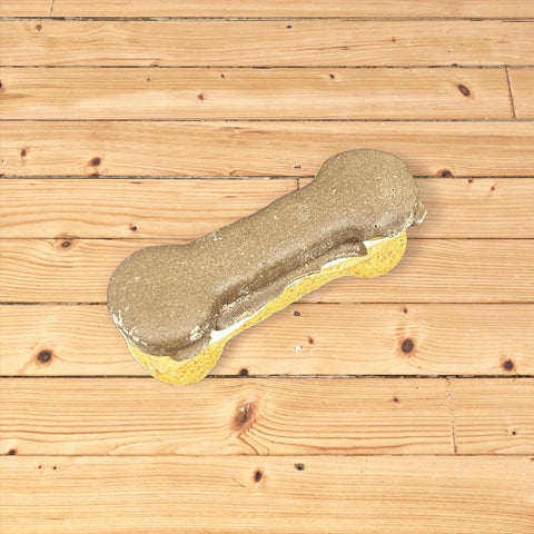 Wags & Whiskers Bakery - Eclair