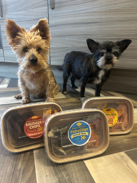 Wags & Whiskers Sausage & Chips Takeaway Doggie Meal