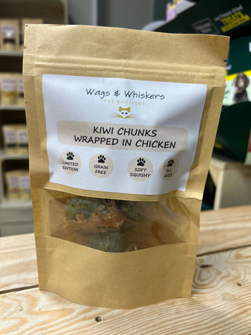 Wags & Whiskers Kiwi Chunks Wrapped Chicken Breast
