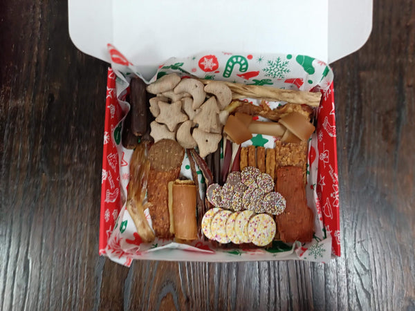 Wags & Whiskers Festive Graze Box