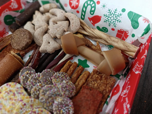 Wags & Whiskers Festive Graze Box
