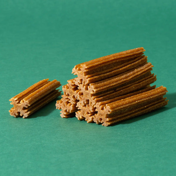 Pooch & Mutt Christmas Roast Carrot & Parsnip Dental Sticks For Dogs